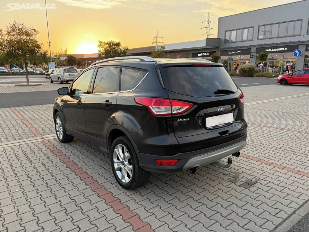 Ford Kuga 2.0 TDCi 120kw 4x4 automat NAVI TZ - fotka 5