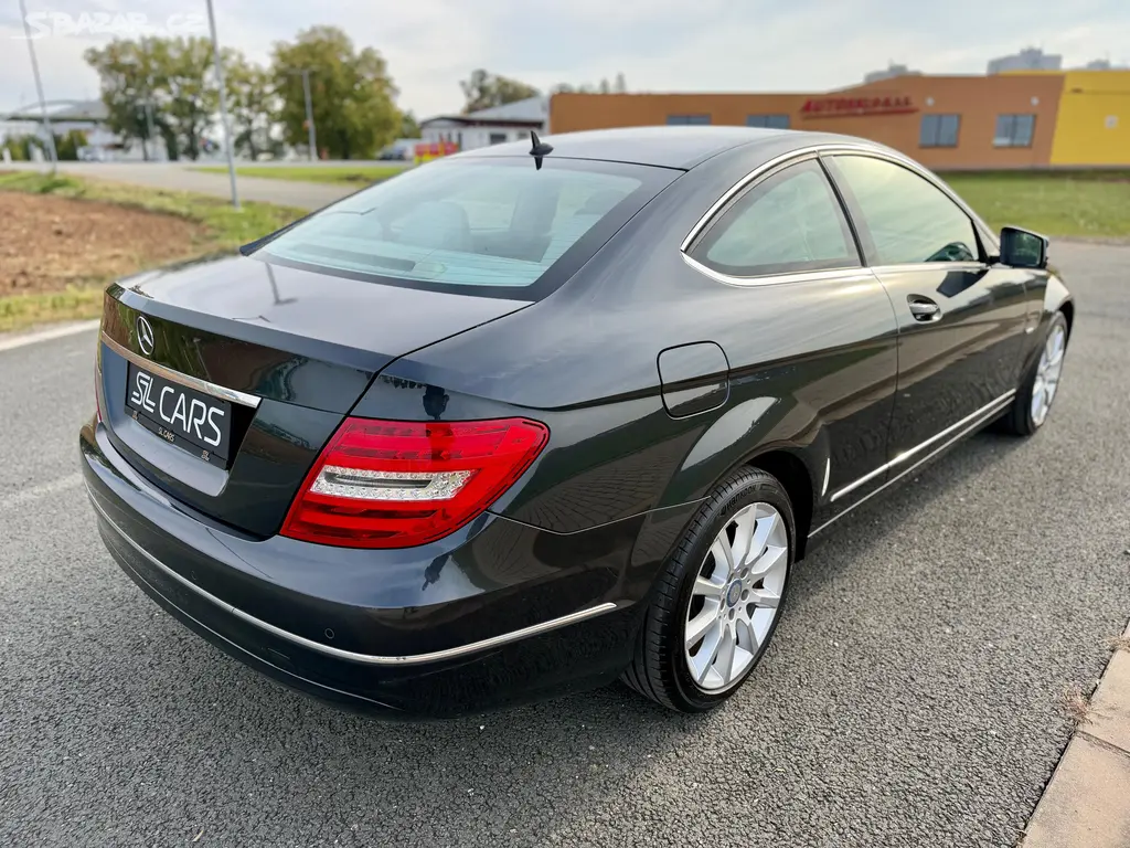 Mercedes-Benz Třídy C, 180 CGI NAVI MANUAL SERVISKA - fotka 5