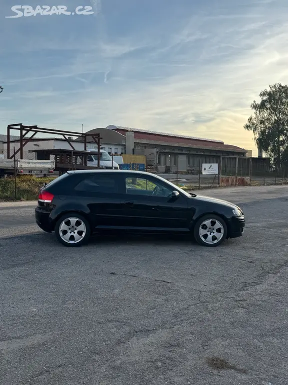 Audi A3 1.6i - fotka 5