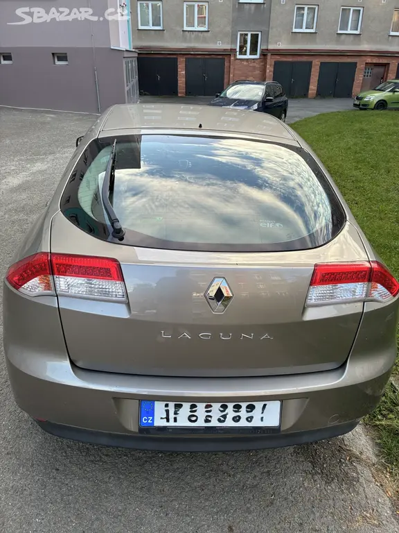 Renault-Laguna 1,5 dci