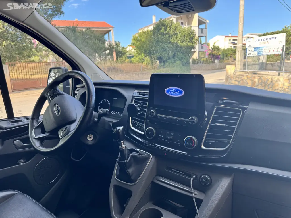 Ford TOURNEO CUSTOM 2.0 ECOBLUE 136 kWMANUÁL8 MÍST - fotka 3