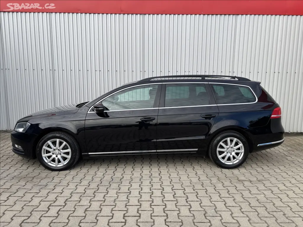 Volkswagen Passat, Var. 2.0 TDi Comfortline - fotka 5