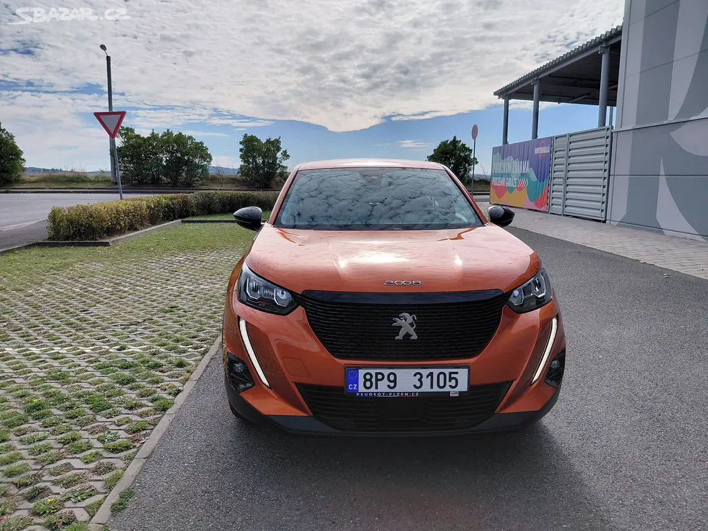 Peugeot 2008, 1.2PT 1.MAJ PERFEKTNÍ+KOLA TOP - fotka 2