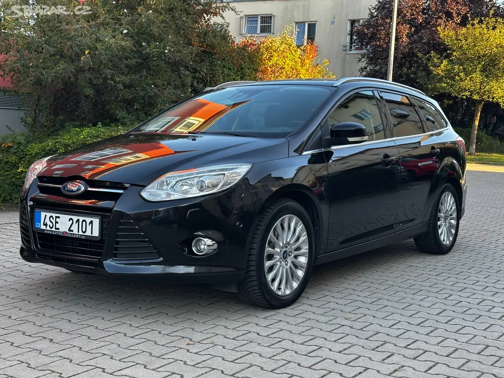 Ford Focus 1.6 16V 110kW Titanium Navi Xenon Tažné