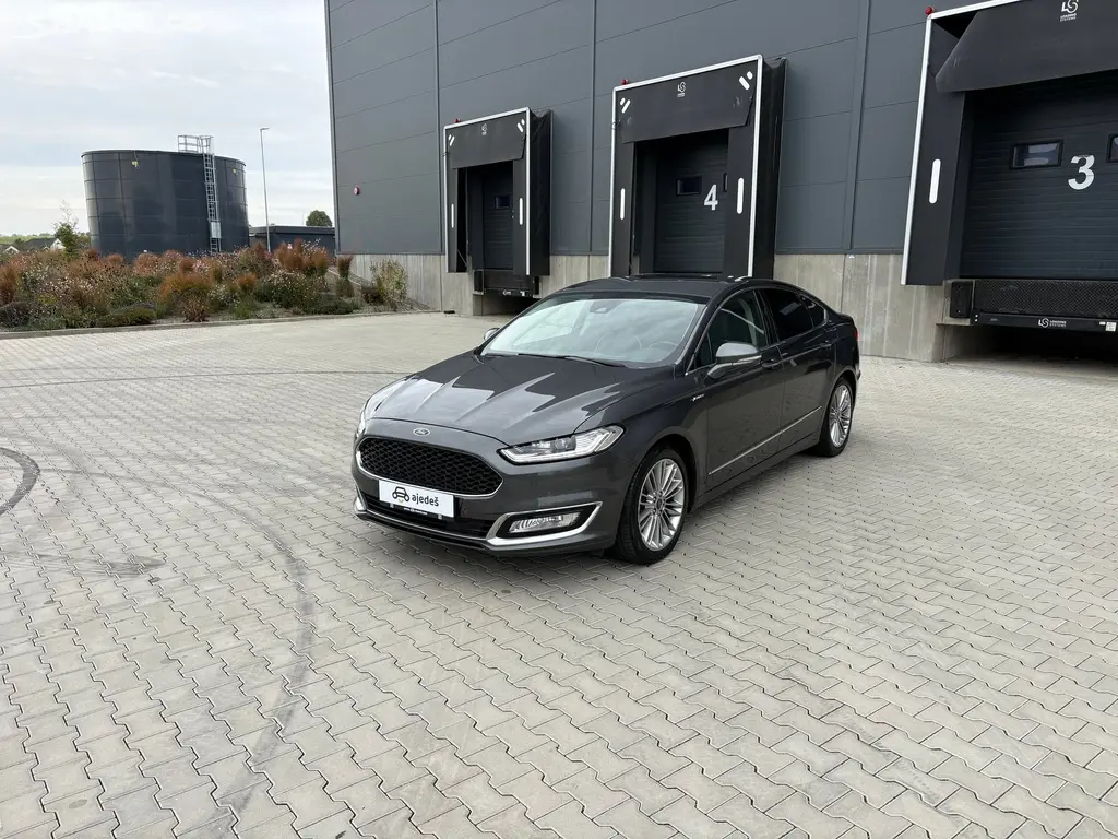 Ford Mondeo, Hybrid 2.0/eCVT/Vignale/servis