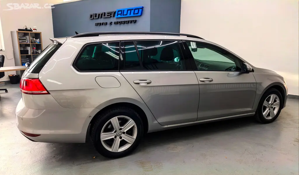VW GOLF VII 2.0 TDI 110KW,DSG, COMFORTLINE, TAŽNE - fotka 6
