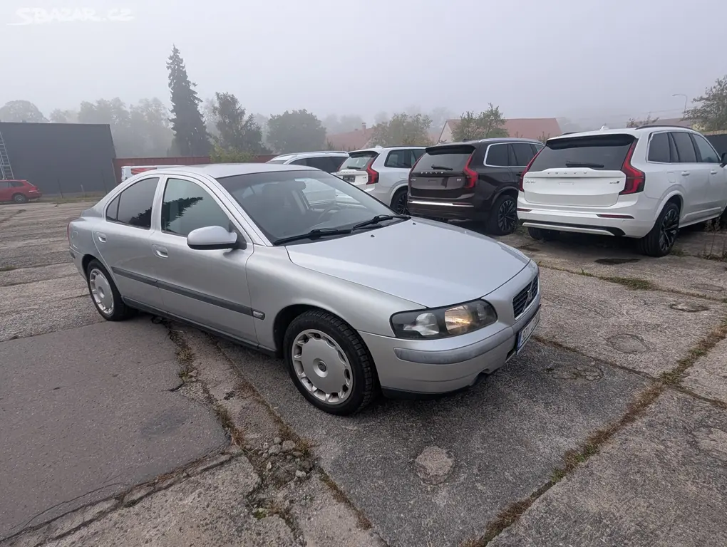 Volvo S60 2.0T/ 2001 stříbrná metalíza