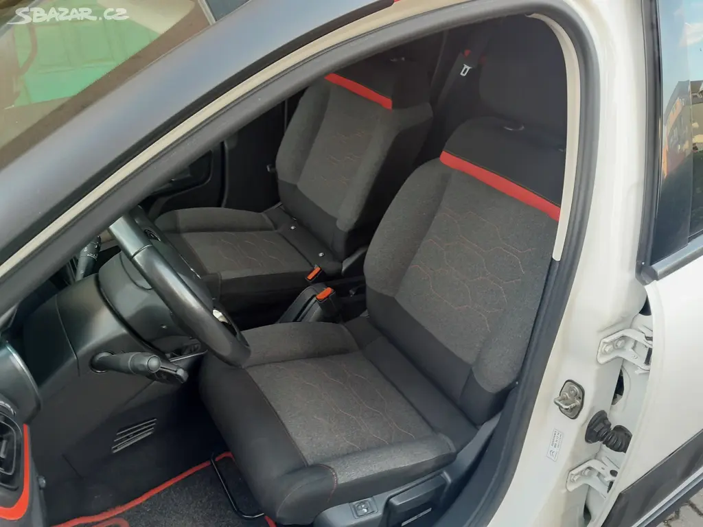 Citroen C3 1,2i 60KW Shine - fotka 5