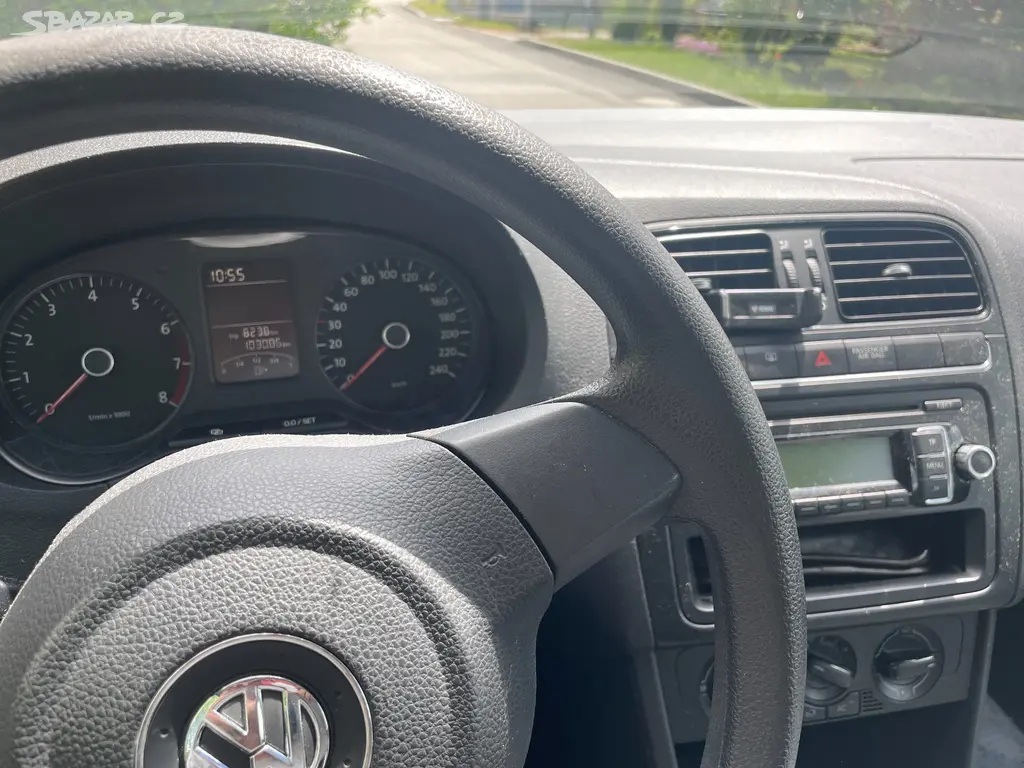 Volkswagen Polo 1.2 benzín (2009) 1. majitel - fotka 5