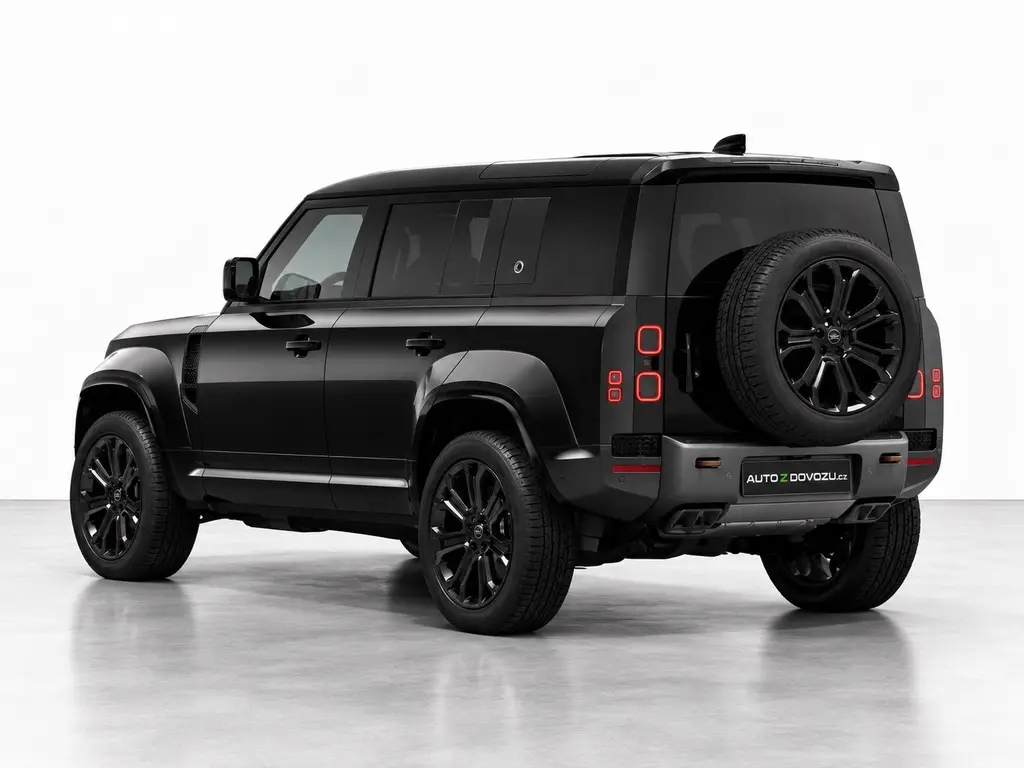 Land Rover Defender, OCTA P635 V8 BLACK EDITION - fotka 3