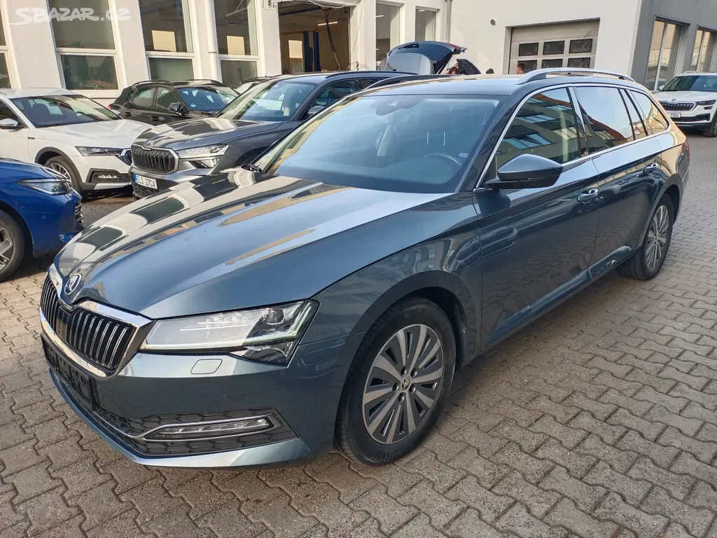 Škoda Superb 3 Combi Style 2.0 TDI 110kW DSG Tažné - fotka 2