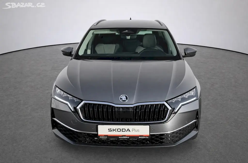 Škoda Octavia, Combi Top Selection 1,5 Tsi 11 - fotka 4