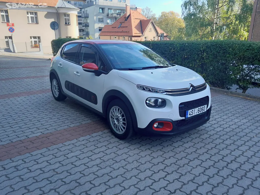 Citroen C3 1,2i 60KW Shine - fotka 2