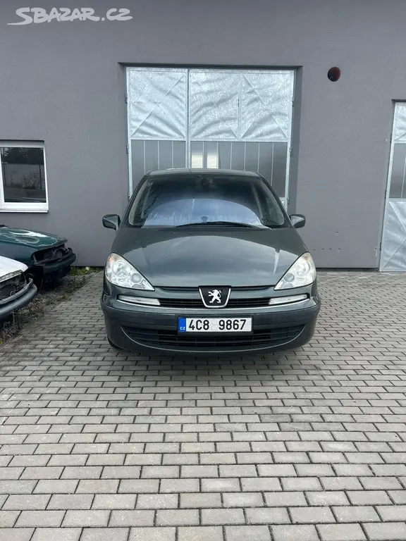 Peugeot 807 - fotka 2