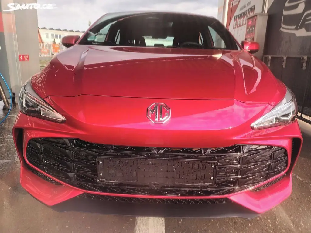 MG MG3, 1.5i 4valc 85kw Eleganc 7let z - fotka 3