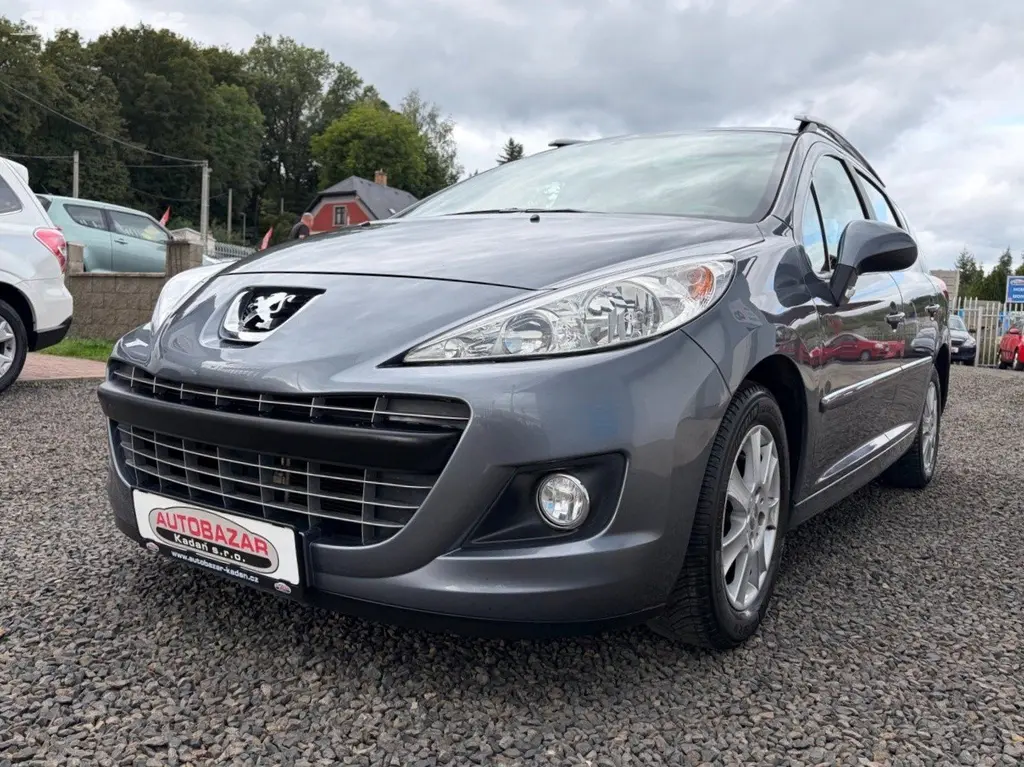 Peugeot 207, 1,4 KOMBI,PANORAMA