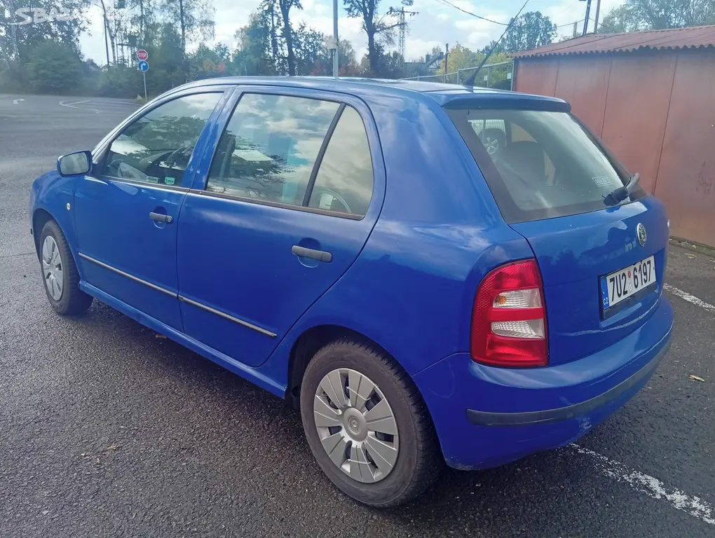 Škoda Fabia 1,2 benzín 40Kw - fotka 4