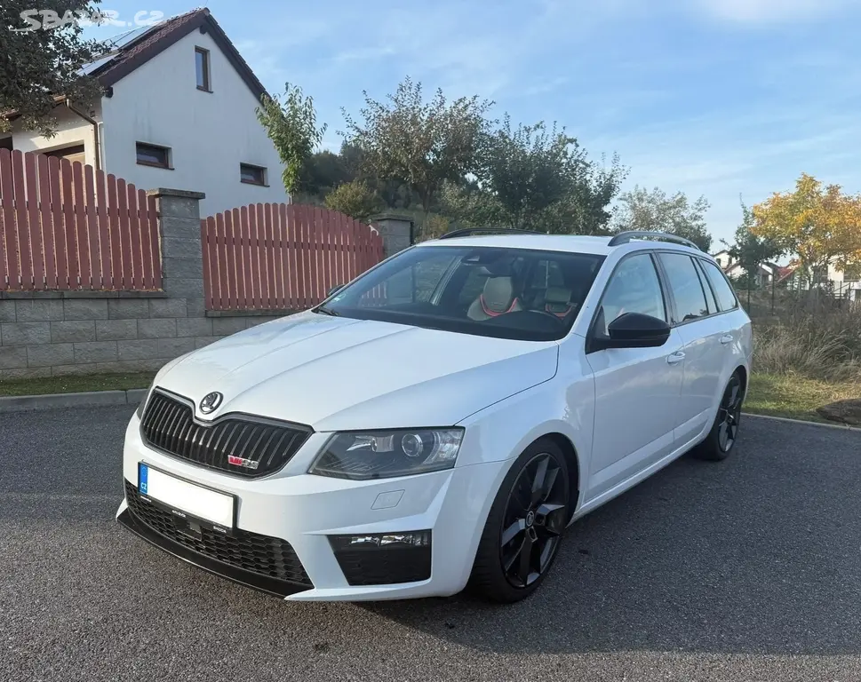 Škoda OCTAVIA 3 RS 2.0 TDI 135 kW DSG CHALLENGE - fotka 2