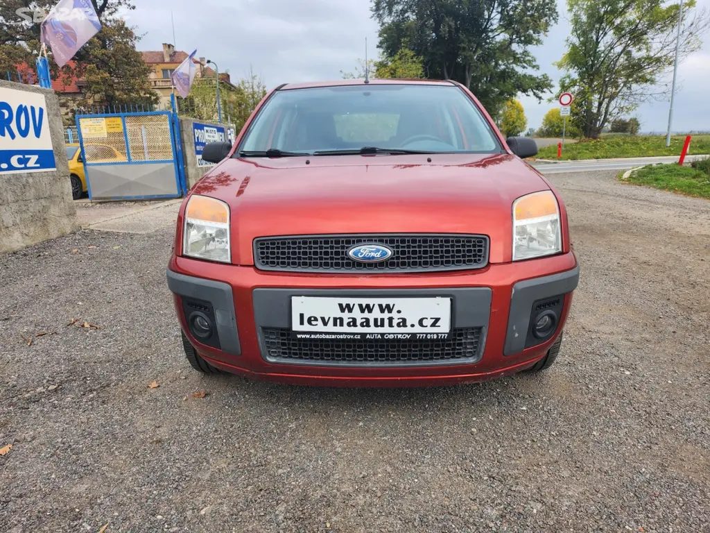 Ford Fusion 1.4 /59 kw - fotka 2