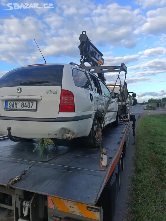 Škoda Octavia Combi Tour 1.9 TDI PD 74kW - 06/2010 - fotka 3