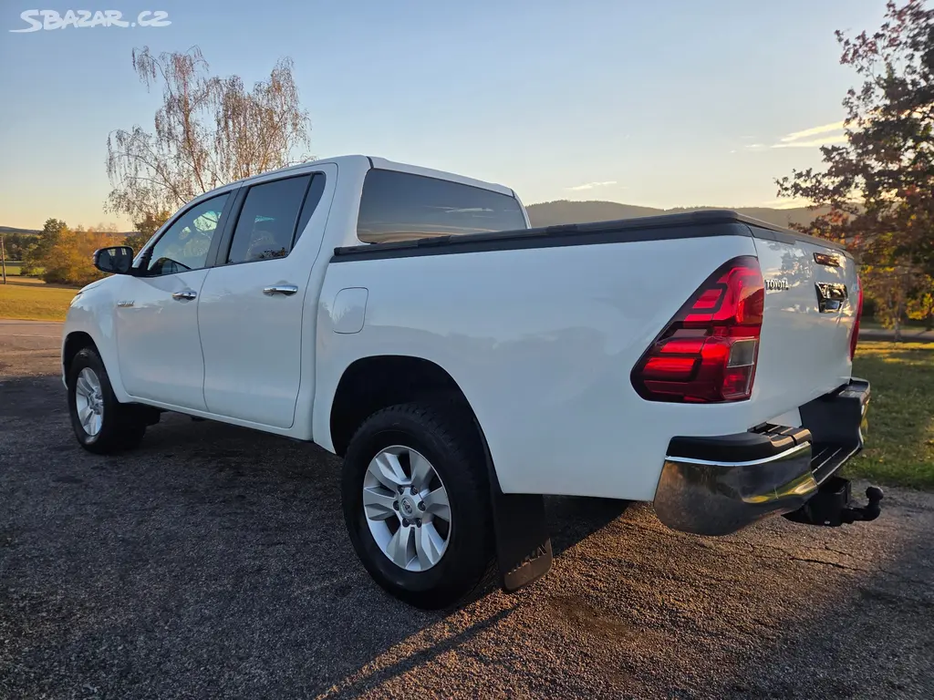 Toyota HILUX 2.4 D-4D 4×4 | 2020 - ODPOČET DPH| - fotka 2