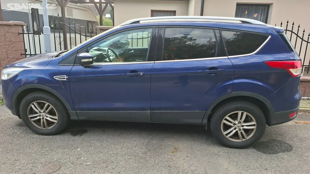 Ford Kuga 2.0 TDCi 110kW, Manuál, 1. majitel, TZ - fotka 2