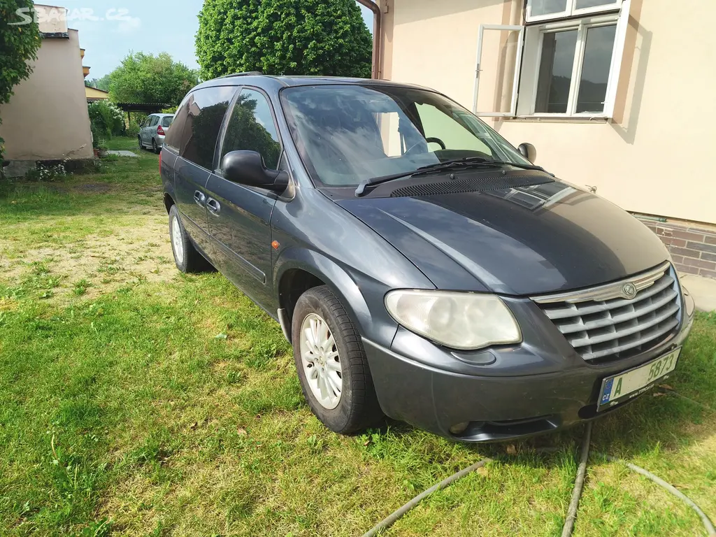 Chrysler VOYAGER 2,8 CRD AUTOMAT