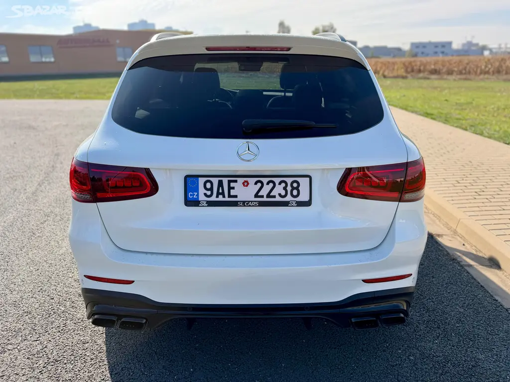 Mercedes-Benz GLC, 63 AMG 4MATIC+ PANORAMA NAVI - fotka 4