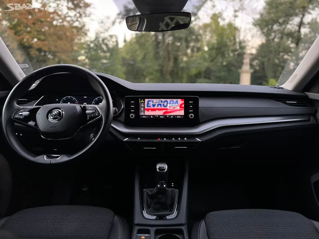 Škoda Octavia 1.5TSi 1.MAJ. ČR DPH NEBOURÁNO 98tkm - fotka 5