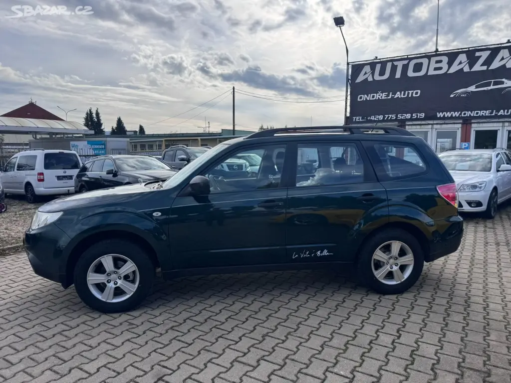 Subaru Forester, 4X4 2,0i 110 KW KOLA TAŽNÉ - fotka 3