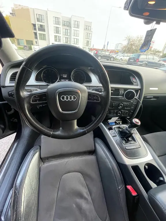 Audi A5 2.0 TFSI Quattro 155kw - fotka 5