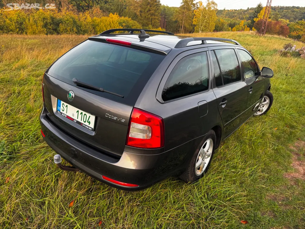 Škoda Octavia 2, 2,0 TDi 103 KW. rok 2013 - fotka 3