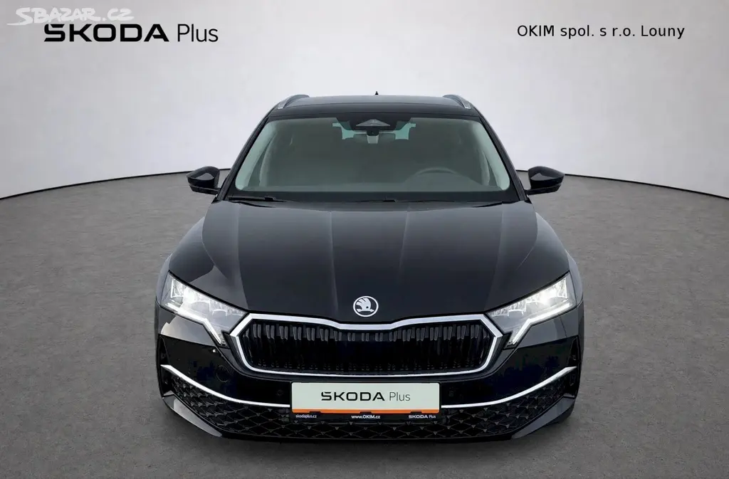Škoda Octavia, Combi Top Selection 1,5 Tsi 11 - fotka 4