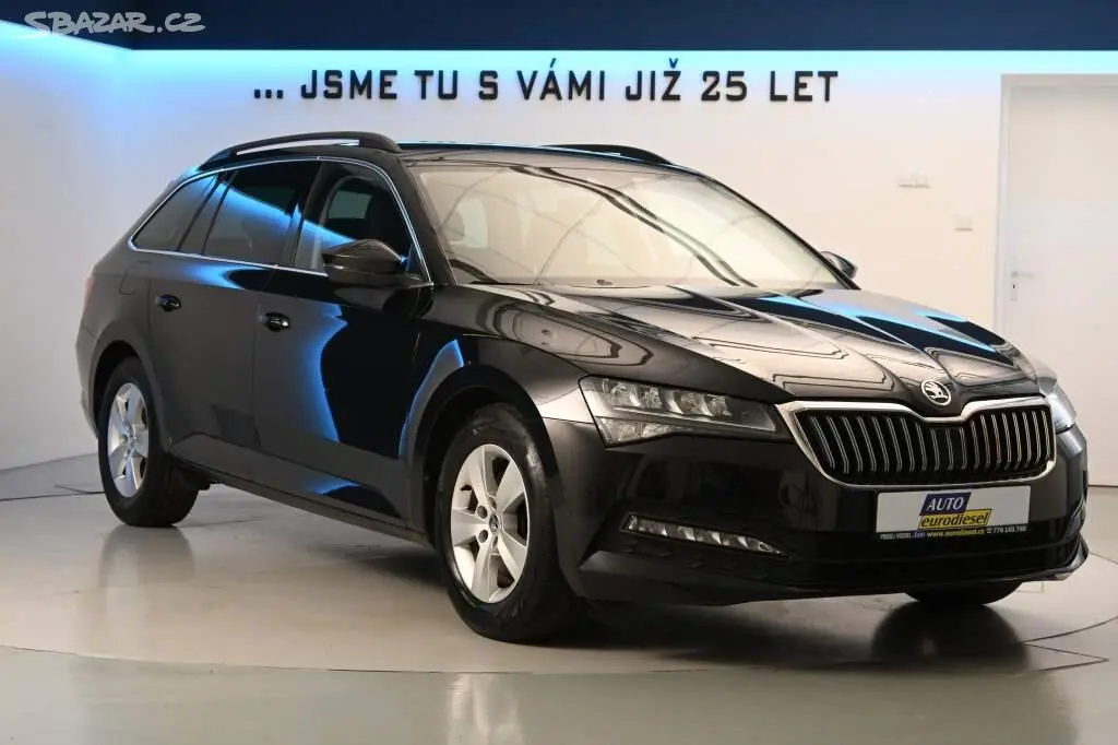 Škoda Superb, 2.0 DSG LED ACC Virtual Tažné - fotka 4