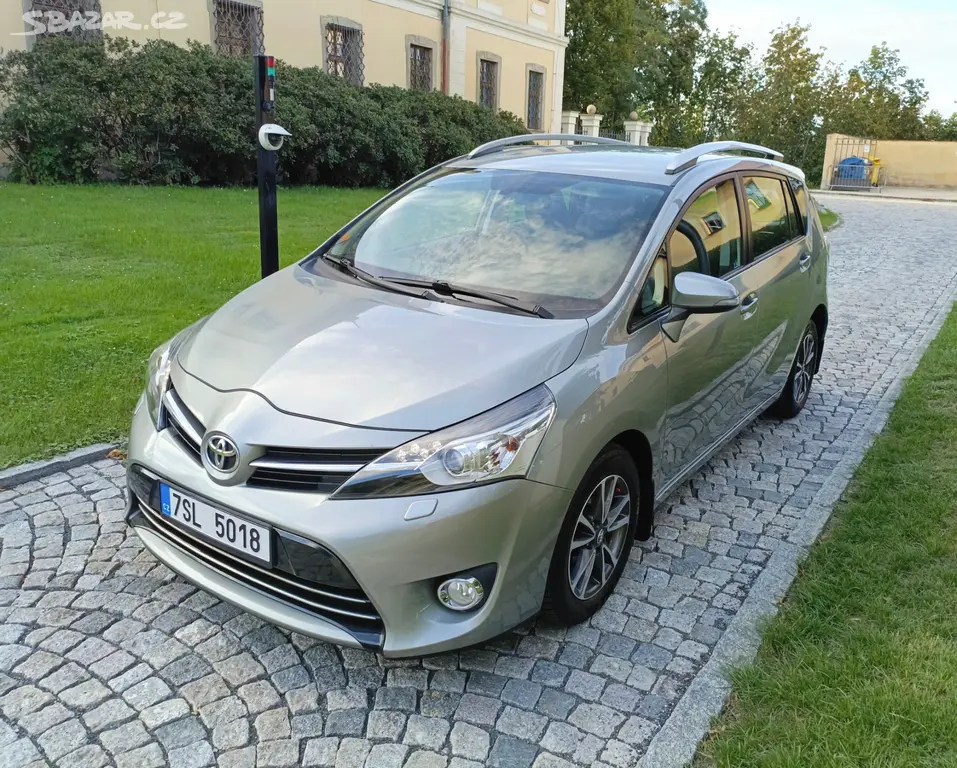 Toyota Verso 1.8 benzin AUTOMAT 7mist