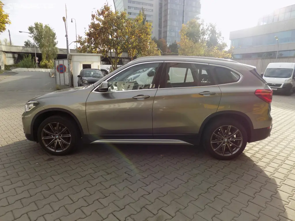 BMW X1, 18D X Drive - fotka 4