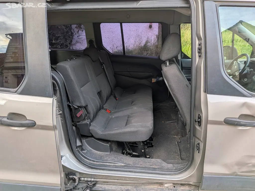 Ford Tourneo Connect - fotka 6