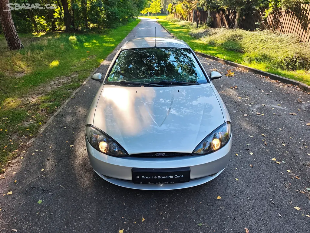Ford Cougar 2.5 V6 125KW,manuál,4/1999,bez koroze