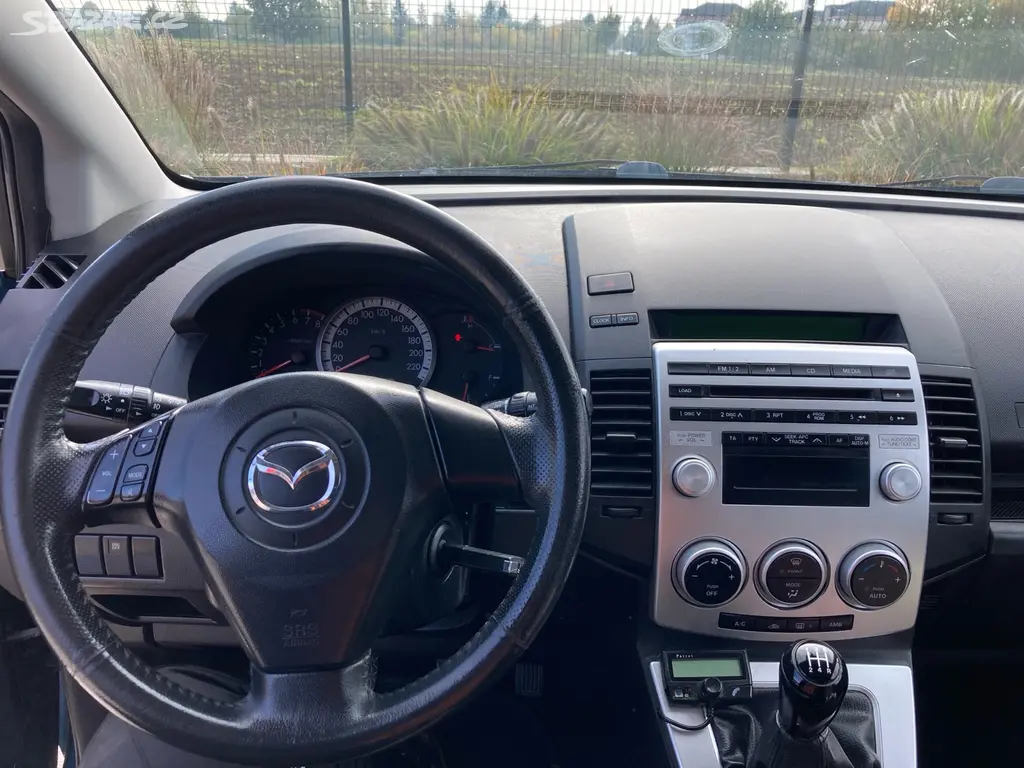 MAZDA 5 1.8BENZÍN 85KW 213 NAJETO - fotka 4