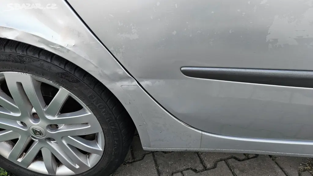 Renault Laguna 2 - fotka 4