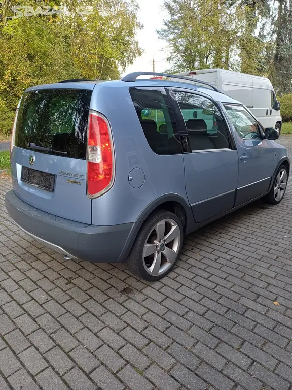 Prodám pěkný Škoda Roomster 1.6 77kw nová STK !!! - fotka 4