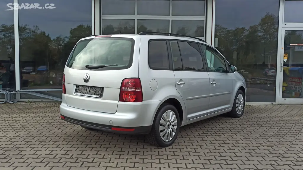 Volkswagen Touran 1.4 TSI 103 Kw 7 Míst - fotka 5