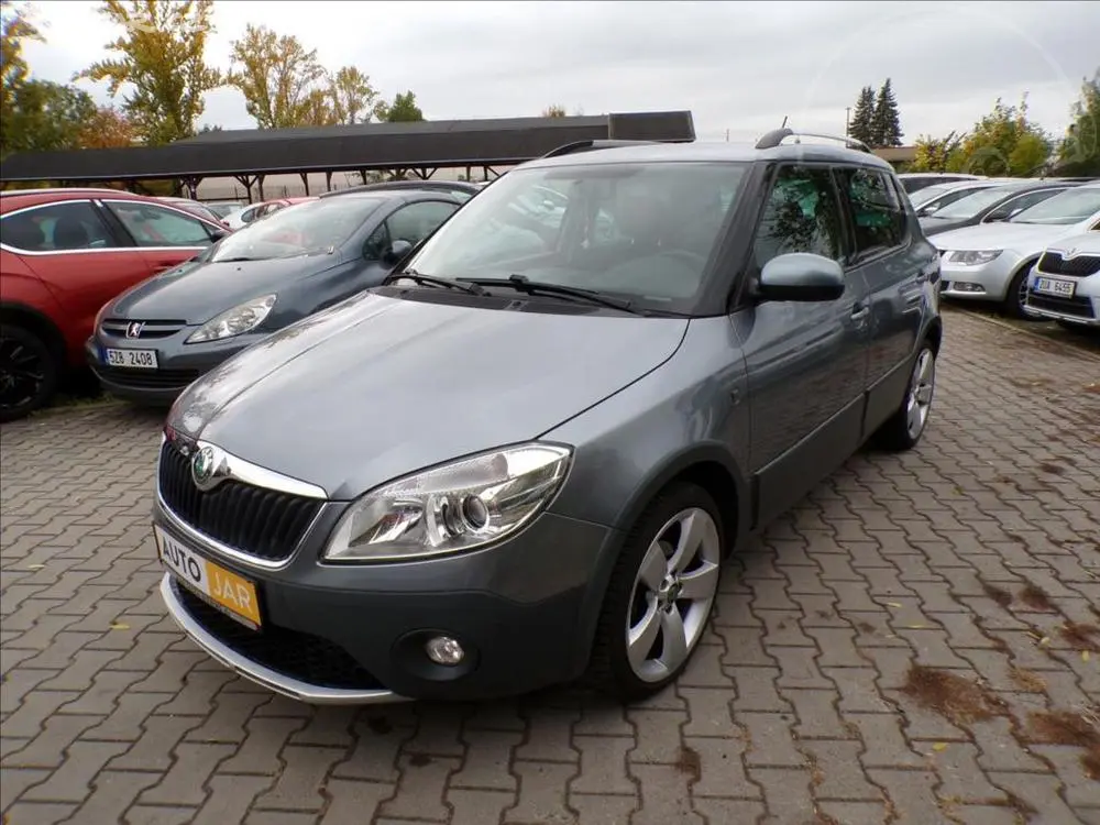Škoda Fabia 1,2 TSI SCOUT - fotka 2