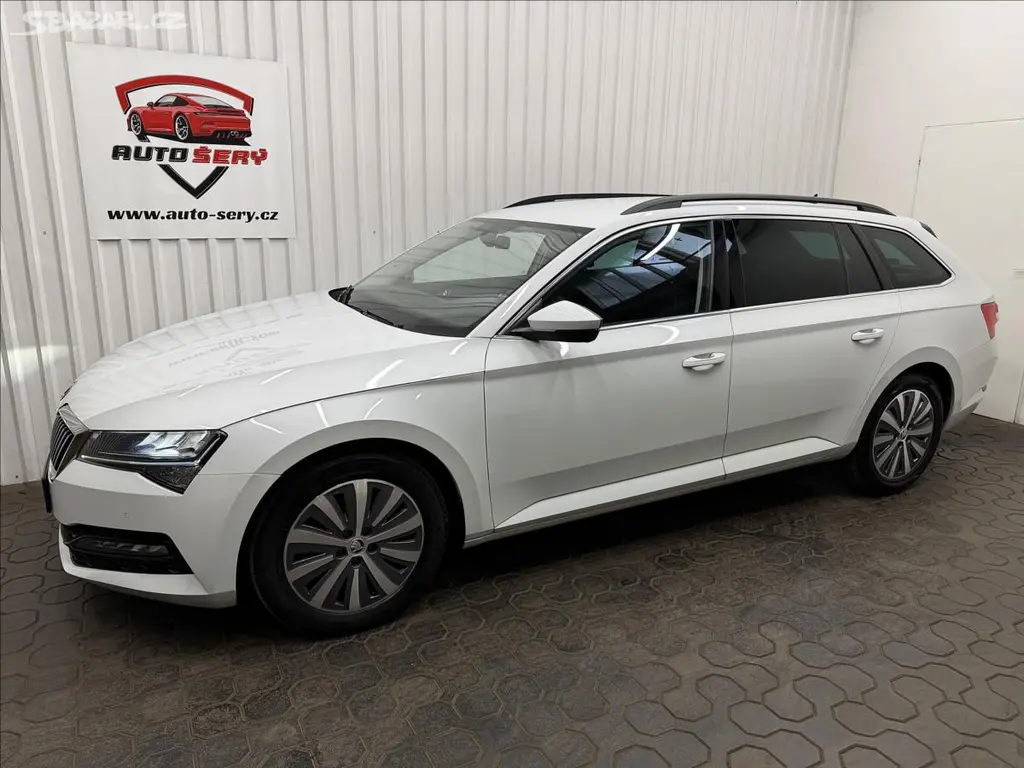 Škoda Superb, 2.0TDI 110kW Manuál 1 Majitel - fotka 3