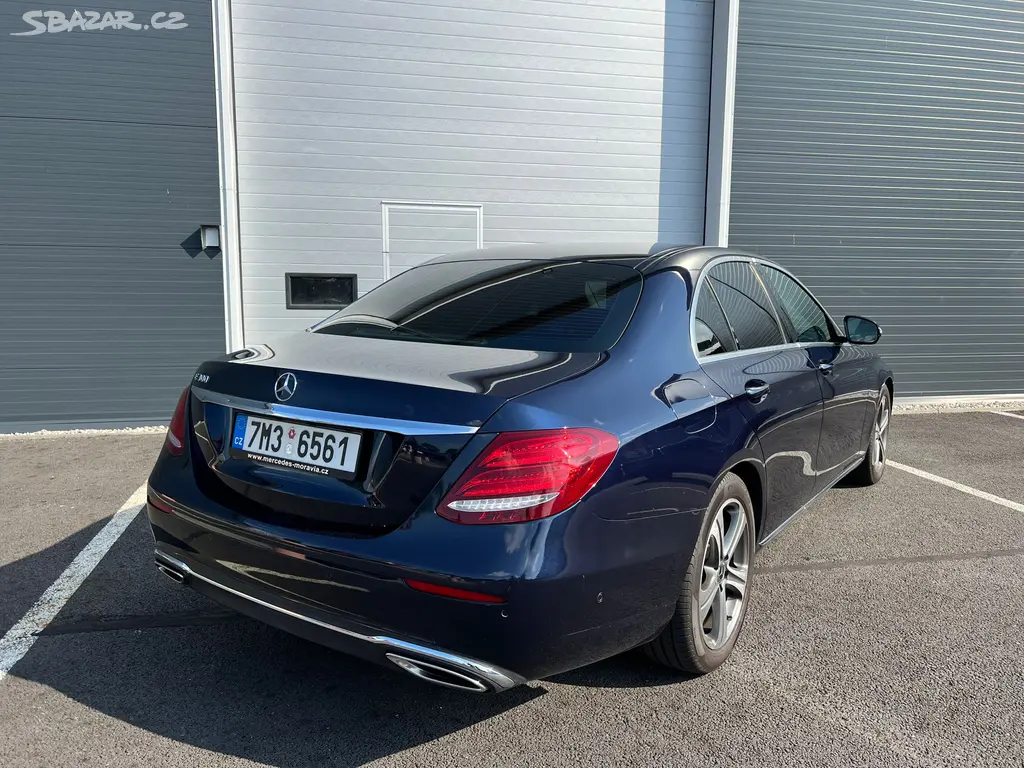 Mercedes-Benz E300 180 kW 9G-Tronic, 2018 - fotka 6