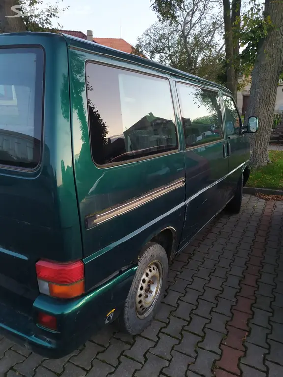 Volkswagen Transporter 2.5i (1997)-na opravu/díly - fotka 3