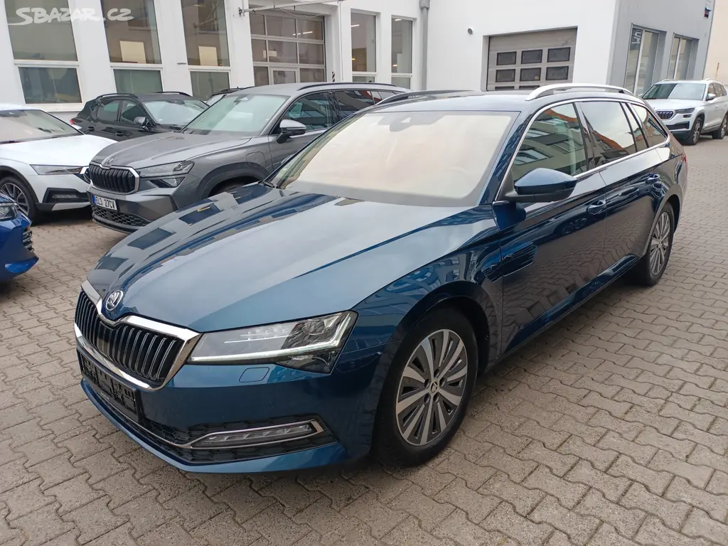 Škoda Superb 3 Combi Style TDI 147kW DSG Kam360° - fotka 2
