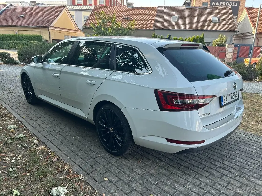 Škoda Superb 2,0 TDI servisováno - fotka 3