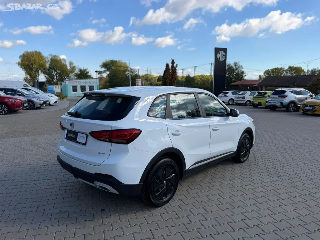 MG ZS, 1.5 ESSENTIAL MAN5/odpočet DPH - fotka 4