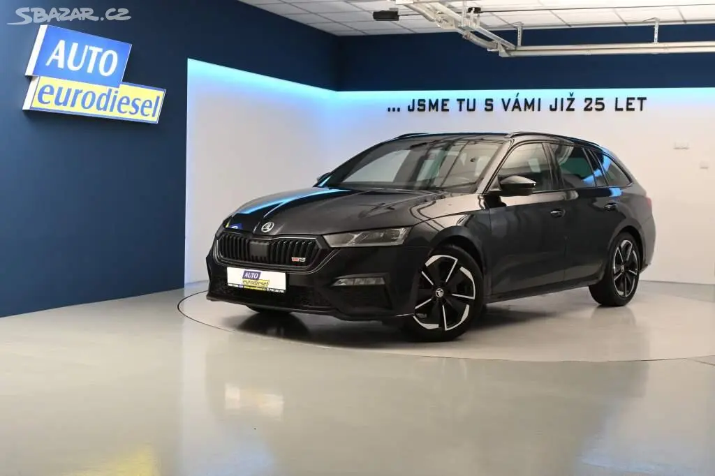 Škoda Octavia, 2.0 RS DSG 147KW Matrix LED Vi - fotka 2